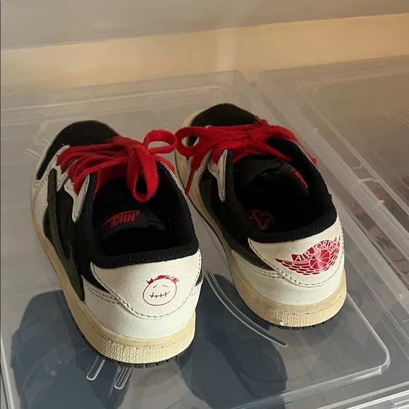 Travis Scott Air Jordan Nike - Picture 2 of 5